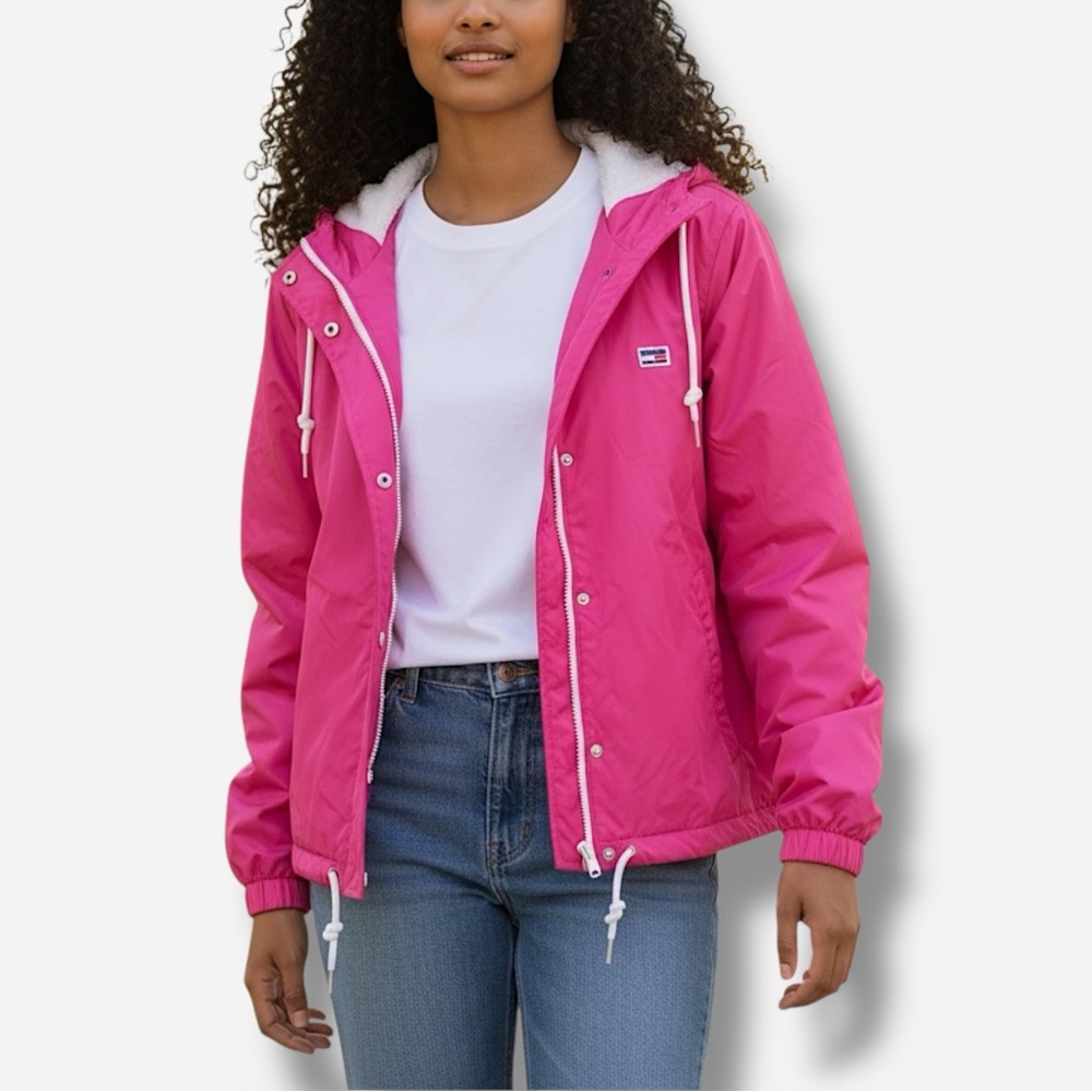 🌸New🌸Levi’s Zip Front Windbreak Jacket S & L NWT